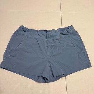 Athleta Trekkie North Short Blue Womens Plus Size 22 Stretch Mid Rise 4in inseam
